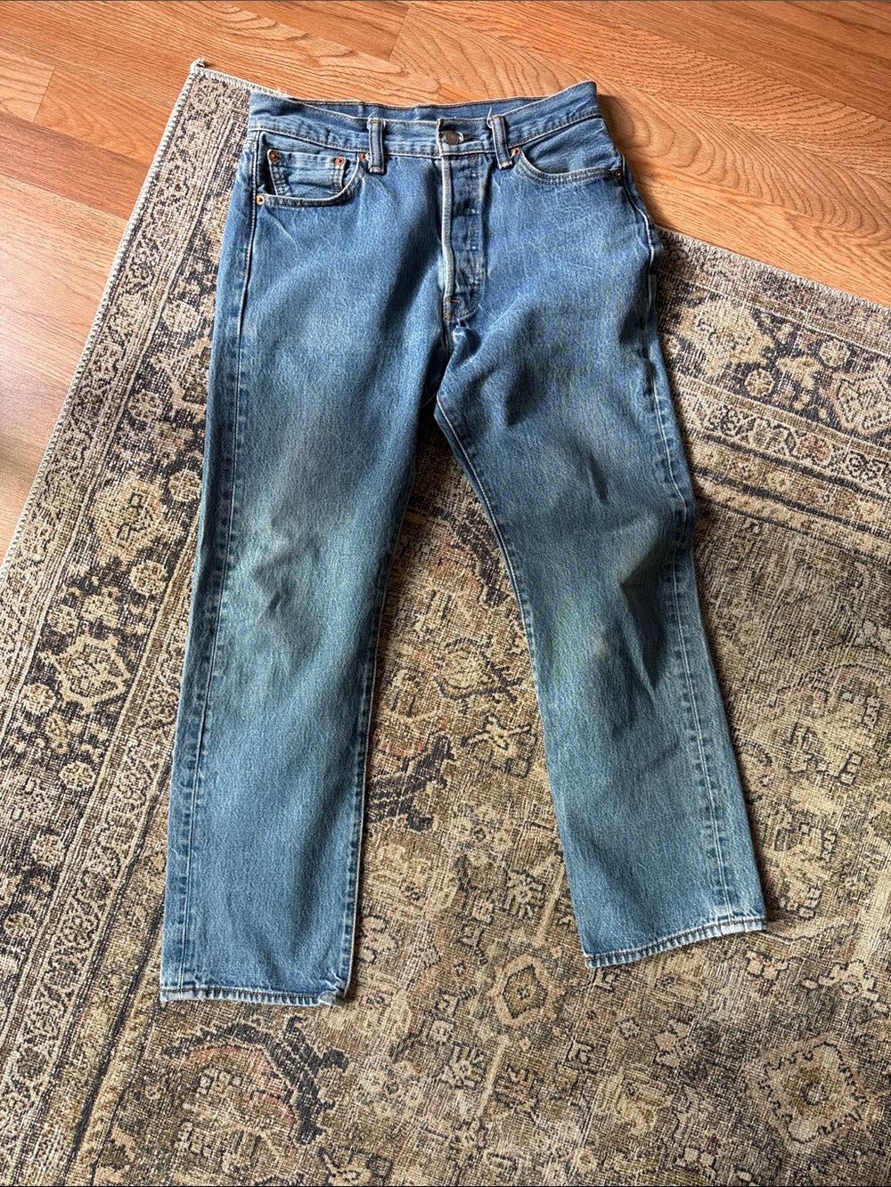 Mens Levis for women